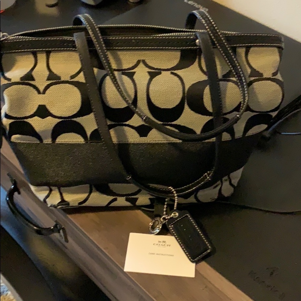 Coach handbag - Picture 7 of 7